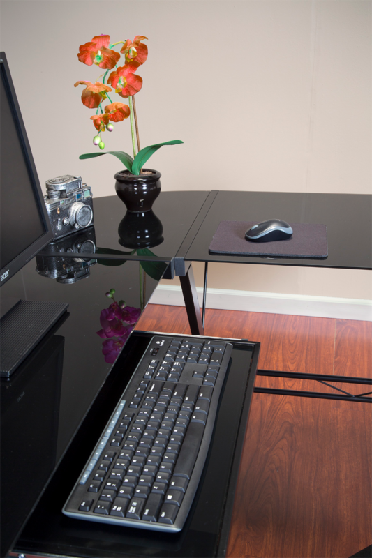 50-JN110505 ultranowoczesne szklane biurko w kształcie litery L, czarne stojące biurko biurka do gier