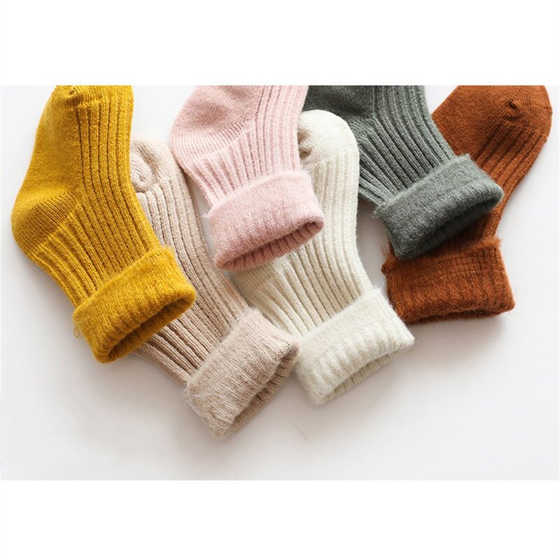 Calcetines gruesos de algodón abrigado y suave para bebés y niños, medias transpirables de felpa de Color sólido para bebés pequeños