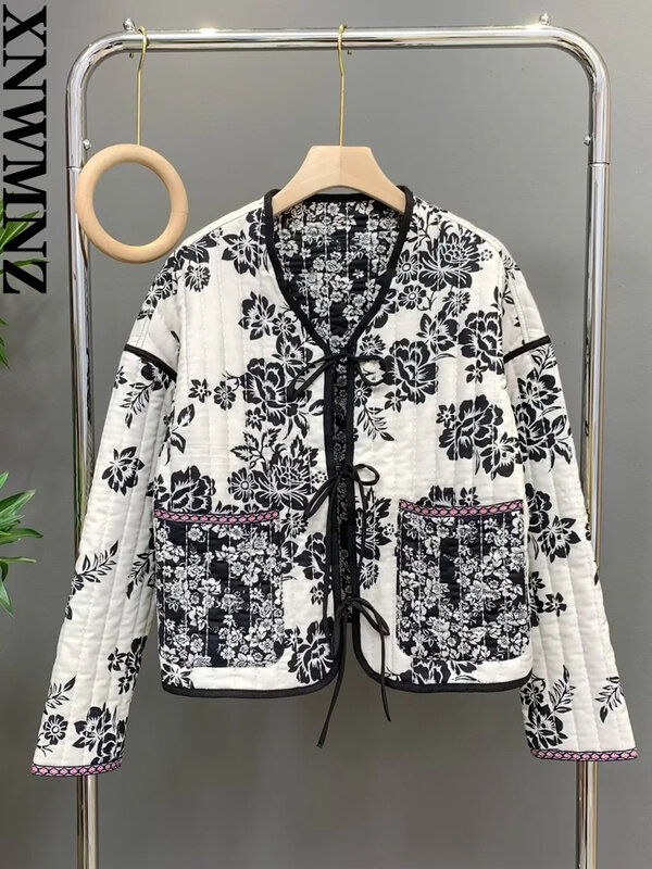 XNWMNZ 2022 Women Fashion Print Quilted Jacket Woman Retro V Neck Tie Winter Warm Padded Jacket Female Chic Reversible Jacket