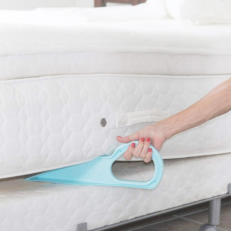 Materasso Wedge Elevator Bed Making & coprimaterasso pratico strumento ergonomico per alleviare il dolore alla schiena strumento per lo spostamento del letto ABS risparmio di manodopera