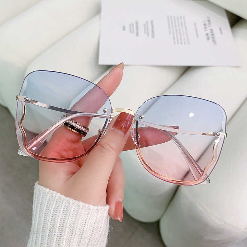 New Fashion Rimless Sunglasses Women Luxury Brand Design Cat Eye Sun Glasses Ladies Gradient Sunglass 2022 Diamond Cutting Lenes