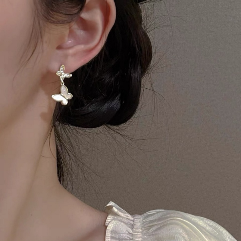 여성을 위한 쉘 나비 매달려 귀걸이 여름 새로운 한국 귀여운 달콤한 귀걸이, 간단한 기질 성격 숙녀 보석
