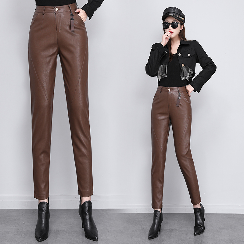 Pantalones de cuero sintético fino para mujer, ropa de calle informal con nueve puntos, estilo gótico, otoño e invierno, 2023