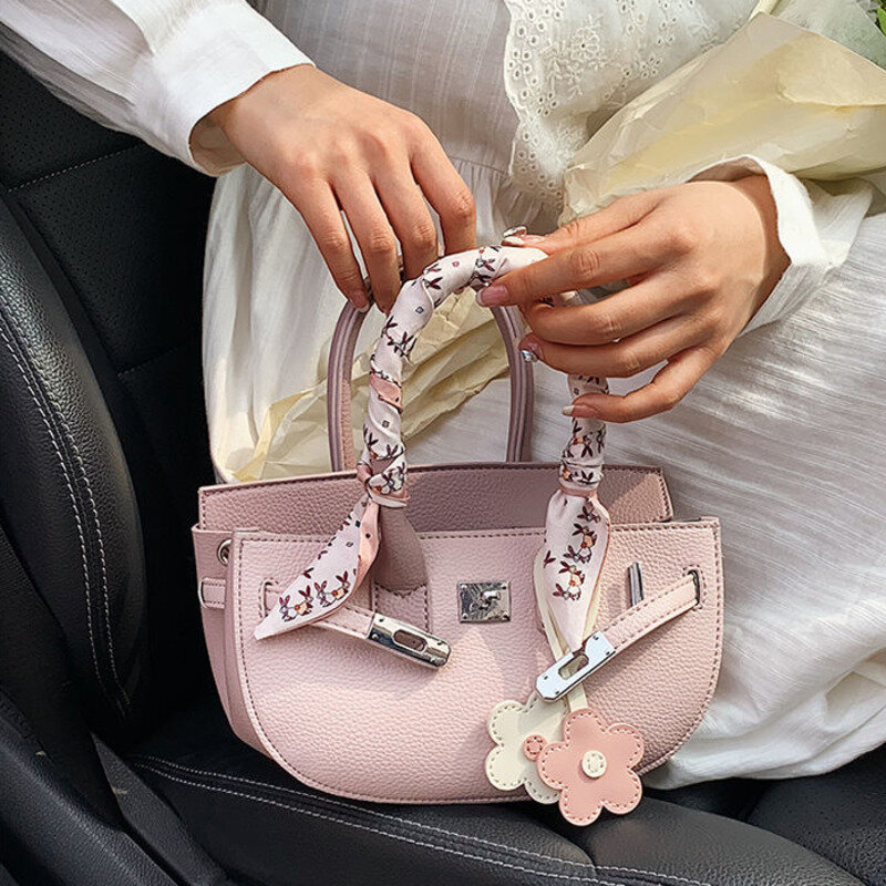 Borse di tendenza estive fiore semicircolare platino Tote borsa di design di lusso borsa da donna di marca borse a tracolla di colore a contrasto