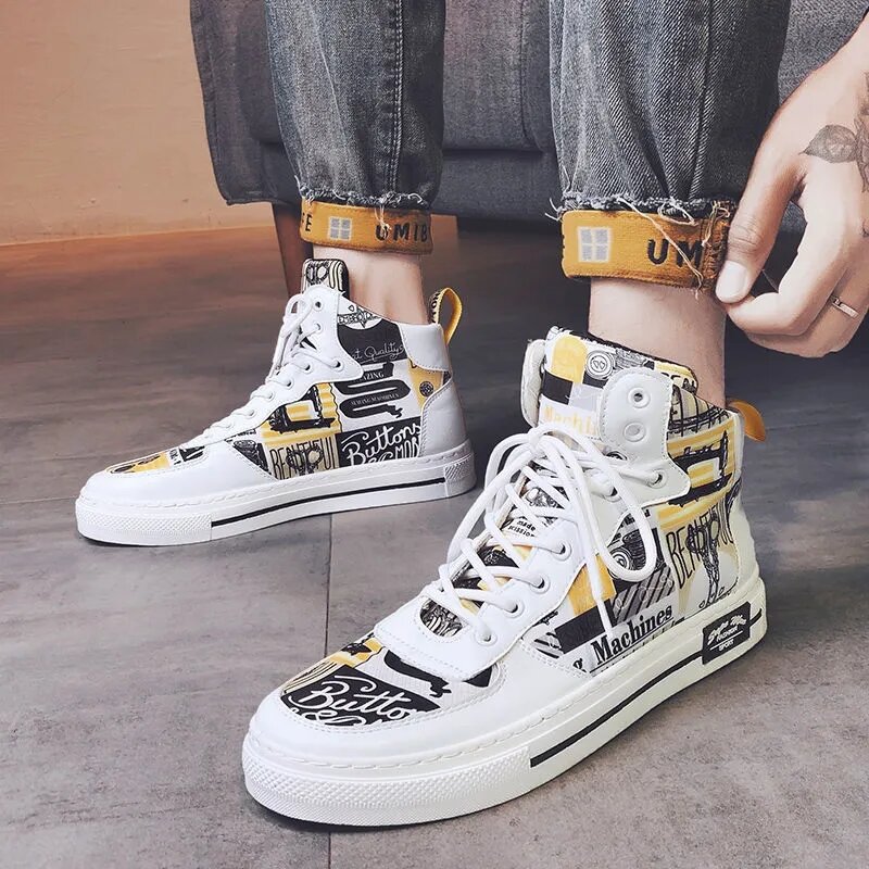 Men Canvas Shoes Graffiti Style Autumn Comfortable Punk Street Cool Casual Shoes Student Platform High Top Sneakers Man Shoes