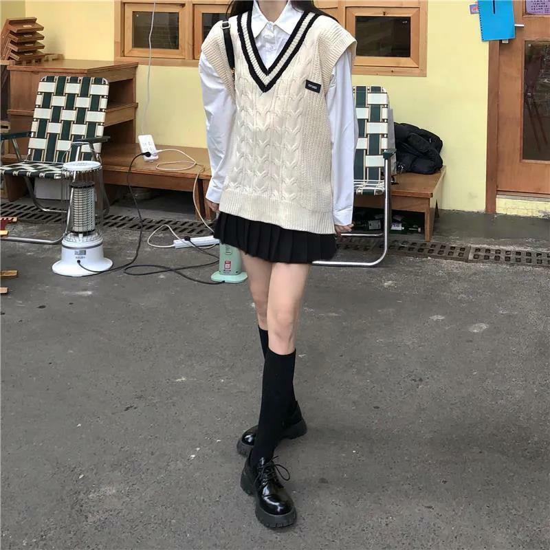 Deeptown koreański styl sweter w paski kamizelka kobiety Preppy moda bez rękawów, dekolt v sweter z dzianiny kobiet rocznika jesień sweter