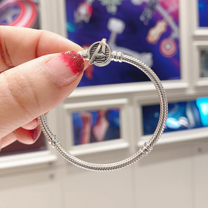 Оригинальный Женский браслет-змея Plata с серебряными вставками в виде сердца