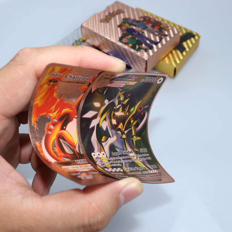 Pokemon rosa folha de ouro plástico arco-íris caixa de cartão imitação metal alemão francês espanhol coreano prata preto charizard pikachu vmax