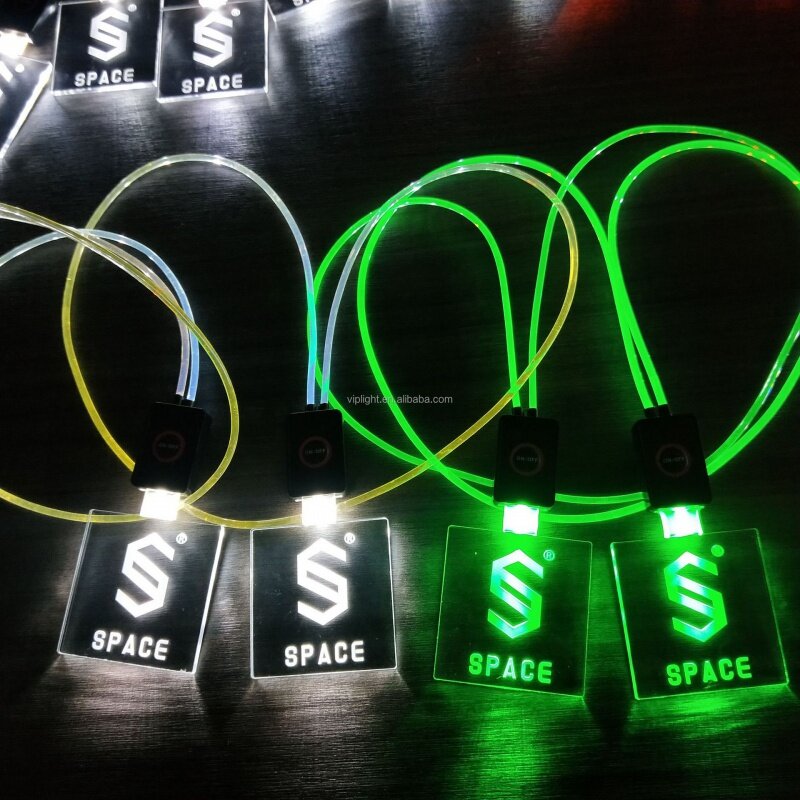 커스텀 디자인 깜박이는 LED 아크릴 배지, 이름표 랜야드, 목 스트랩, ID 카드, 프로모션 선물용 LED 끈