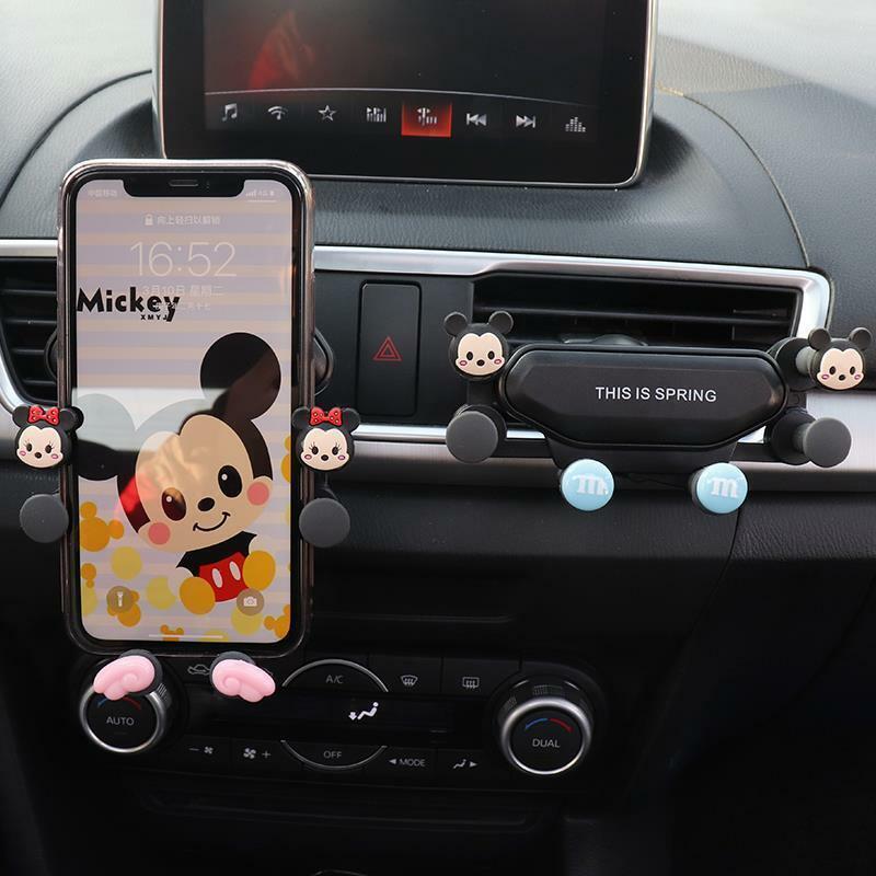 Disney Mickey Minnie รถผู้ถือโทรศัพท์ Car Air Outlet ผู้ถือโทรศัพท์ Universal Car สินทรัพย์อุปกรณ์เสริมภายในสำหรับหญิง