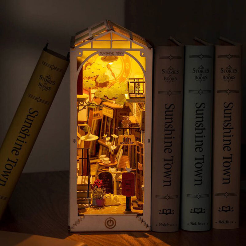 Robotime-Libro de casa en miniatura de madera 3D para niños, libro de Nook, 4 modelos, Sakura, Densya, serie de libros, TGB01-TGB04, Dropshipping