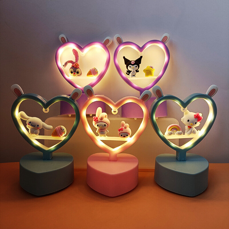 Sanrio luz de ambiente en forma de corazón de Hello Kitty, Pochacco, Cinnamoroll, luz nocturna, Kuromi, orejas de conejo, Pompón, lámpara de mesa Purin