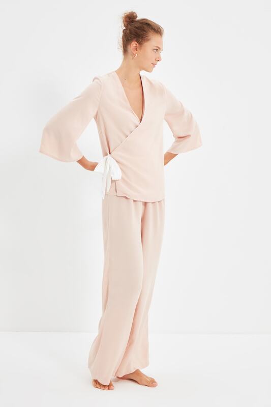 Trendyol Double Breasted Woven Viscose Pajamas set THMAW22PT0095