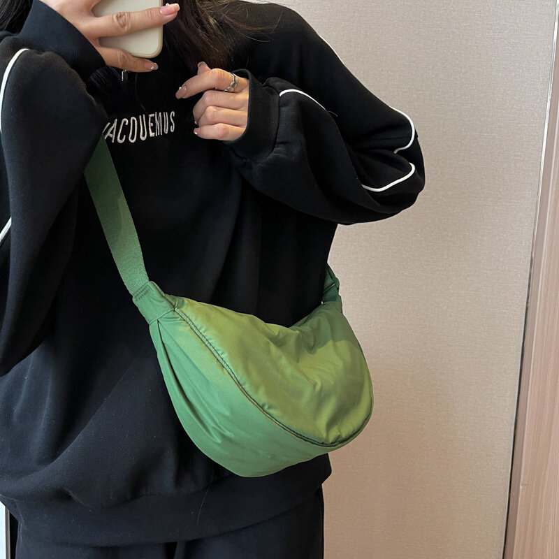 Borse a tracolla in Nylon giapponese Harajuku borsa a tracolla semplice in tinta unita per ragazza borsa a tracolla in tela a mezza luna Fashion Hobos Sac