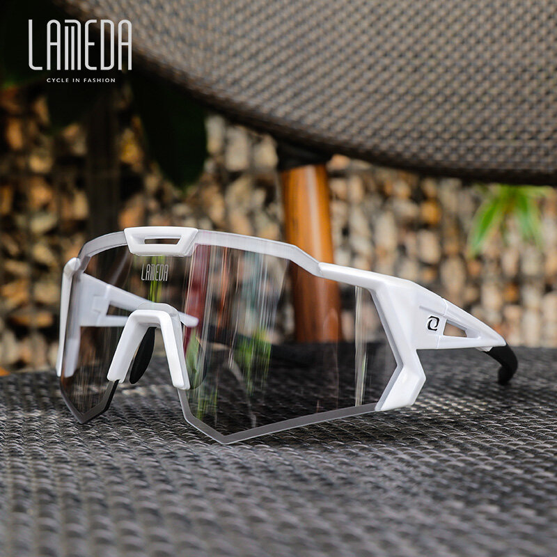 LAMEDA color changing professional bicycle glasses men's and women's bicycle wind proof polarized goggles road mountain bike
