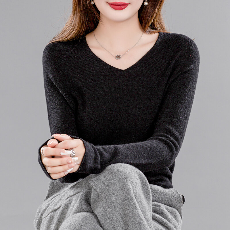 100% Pure Wool Sweater Women's V-neck Base Loose Pullover Seamless Knitted All-Matching Low Collar Lightweight Sweater