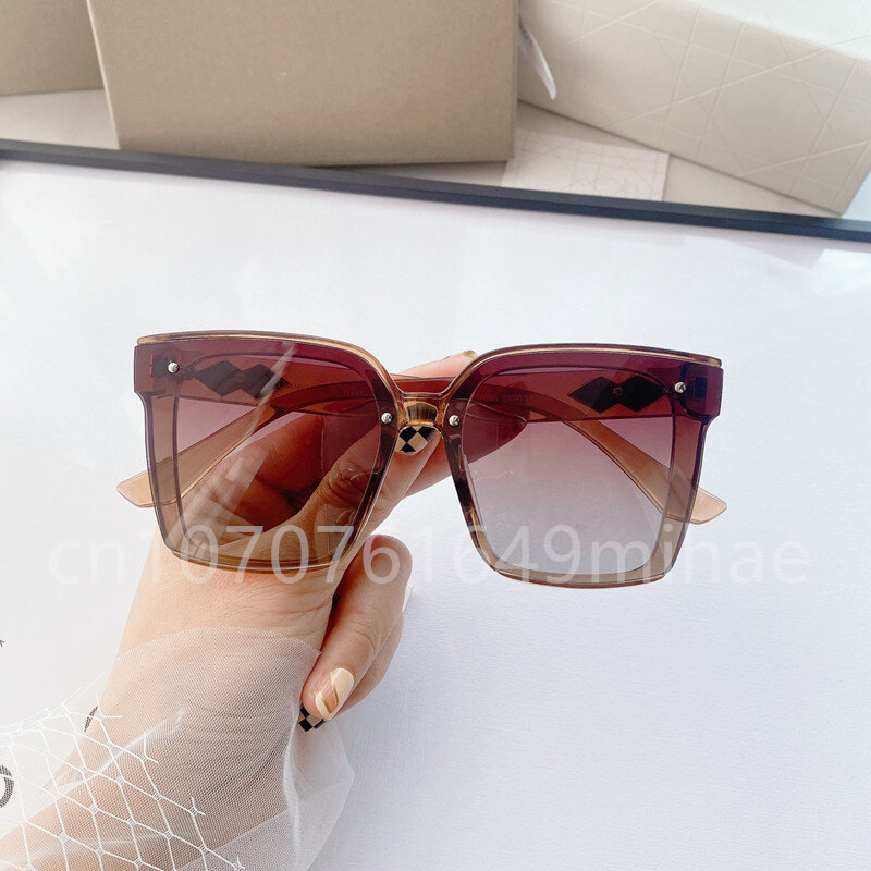 2022 Luxury Brand Design Women Large Square Frame Sunglasses Tac Hd Gradient Lens Fashion Retro Polarized Sunglasses Unisex