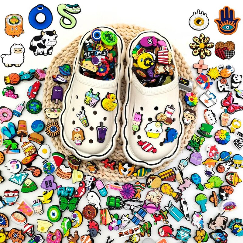 Diskon Besar 30-500 Buah Barang-barang Toko Acak Sepatu Pesona Cocok Buaya Pesona Sepatu PVC Aksesori Jibz Dekorasi Hadiah Pesta Anak-anak