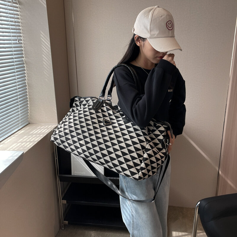 YILIAN Portable travel bag, large capacity, women's high-end fitness bag, travel waiting bag, short distance luggage bag