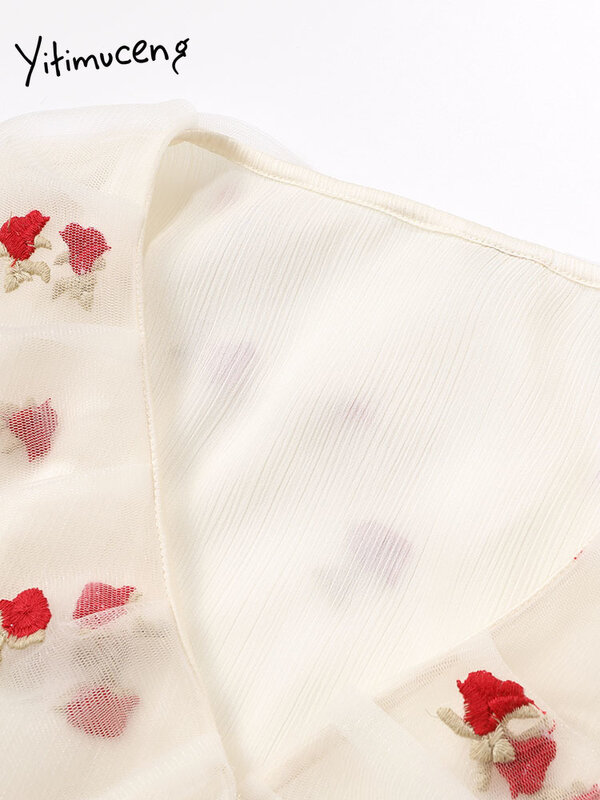 Женская блузка с вышивкой Ytimuceng, короткий топ, винтажная одежда, Новинка лета 2022, модная вышитая блузка с принтом роз и шнуровкой