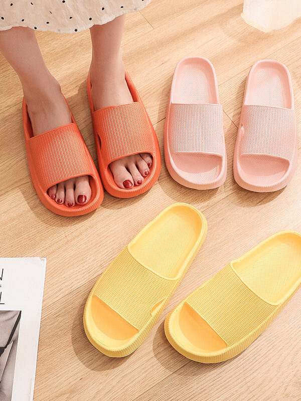 Zapatillas de casa con plataforma gruesa para mujer, chanclas antideslizantes de suela suave de EVA para interiores, a la moda, verano, 2022