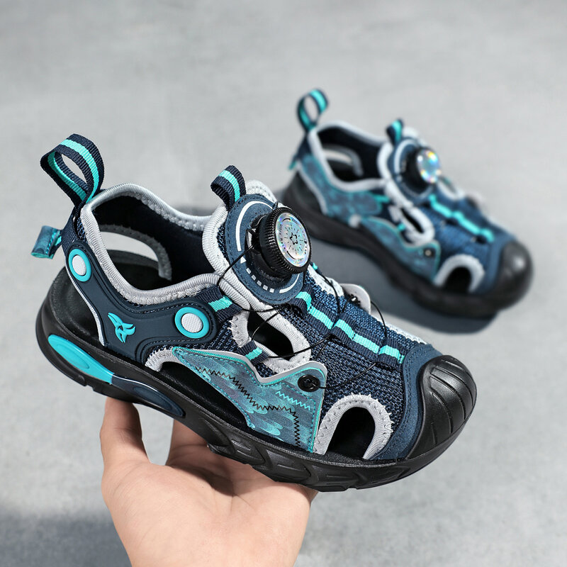 Sandal Anak Laki-laki Fashion 2022 Sepatu Anak-anak Sandal Olahraga Sekolah Sandal Anak Kulit Slip Bawah Lembut Baotou Baru Musim Panas untuk Anak Laki-laki