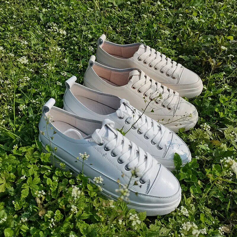 Sepatu Putih Wanita Musim Semi Baru 2022 Sepatu Kulit Asli 22.5-25Cm Sepatu Sneakers Wanita Sol Datar Kulit Sapi Sepatu Vulkanisasi