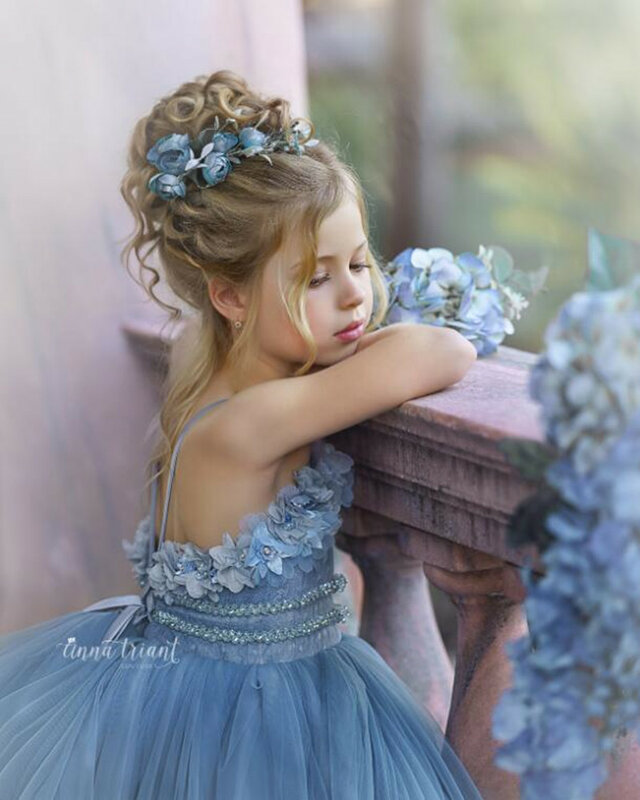 Robe de mariage en dentelle bleue pour petites filles, jupe à plusieurs niveaux avec des appliques florales 3D