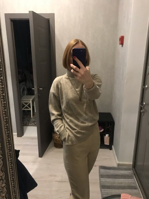 Autumn And Winter New Cashmere Sweater Women's High-Necked Pullover Loose Thick Sweater Short Paragraph Knit Shirt
