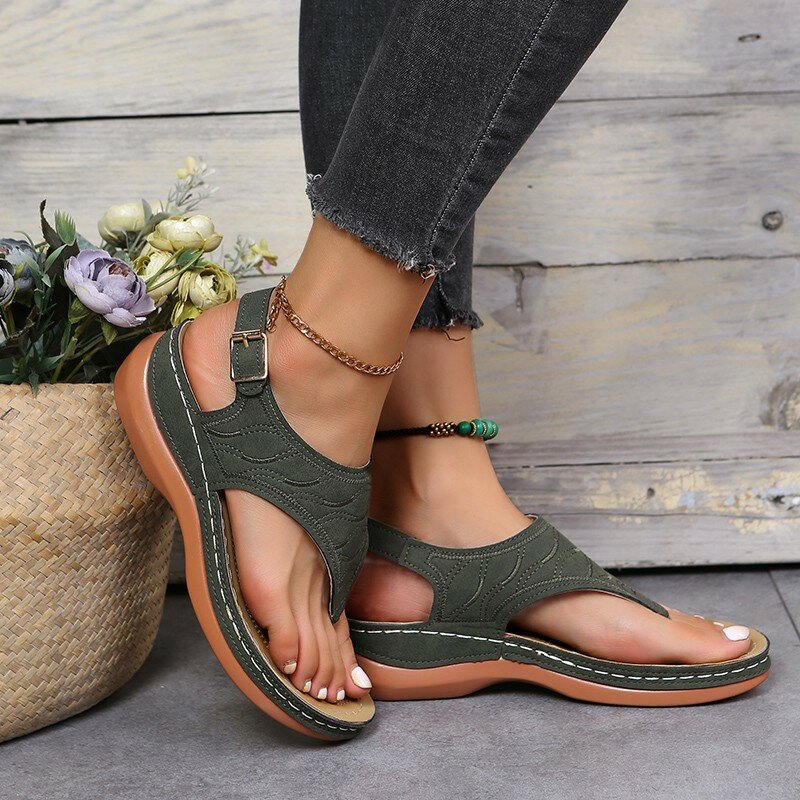 Summer Pinch Toe Women Sandals Flats Slippers Pu Leather Open Toe Female Slides Sexy Thong Sandals Ladies Casual Shoes Rome New