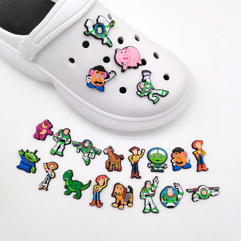 20ชิ้น/เซ็ตภาพยนตร์การ์ตูน PVC Croc Charms JIBZ Aksesoris Sepatu Diy Disney รองเท้าแตะสวนรองเท้า Charms ตกแต่งเด็กของขวัญ