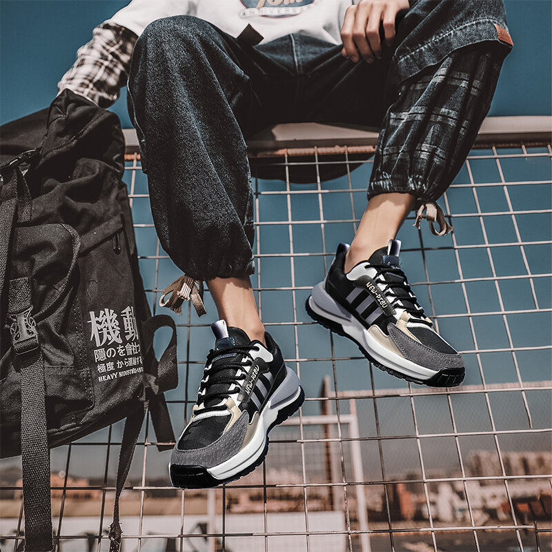 Verão coreano retro plataforma masculino casual placa sapatos amortecimento estilo rua malha tênis de corrida esporte para homem
