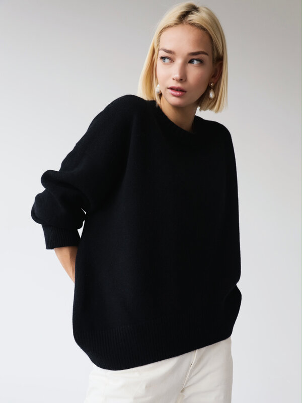 Осенне-зимний новый популярный женский вязаный свитер с круглым вырезом свободный Однотонный свитер