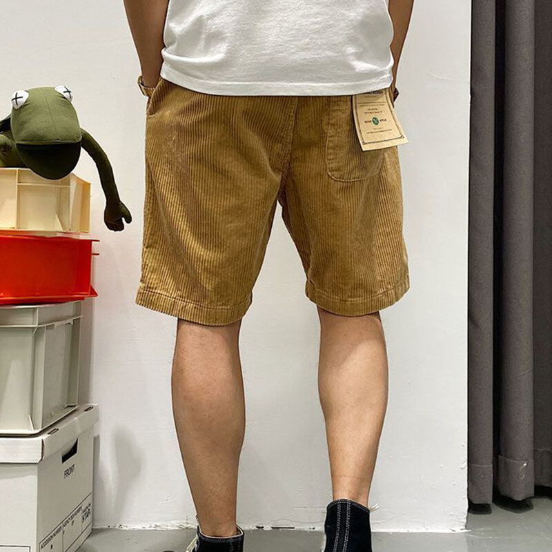 Pantaloncini Casual in velluto a coste di cotone da uomo nuova estate 2023 pantaloni larghi di marea di moda retrò in pizzo Multi-tasca kaki