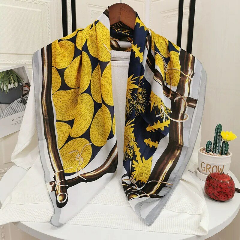 Petite écharpe en soie coréenne carrée pour femme, petite écharpe de protection solaire décorative, foulard multifonctionnel en soie fine pour printemps et automne