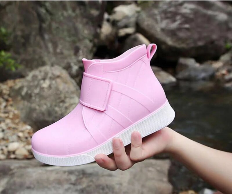 Sapatos de chuva tendência para mulher pvc menina sapato plataforma tornozelo botas 2022 outono inverno velcro deslizamento em botas de trabalho botines mujer