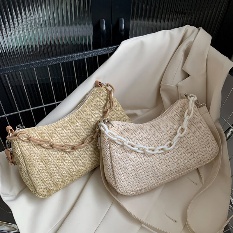 女性のための手織りの籐バッグ,アクリルチェーン付きのサマーショルダーバッグ,休暇,ビーチ,デザイナーブランド