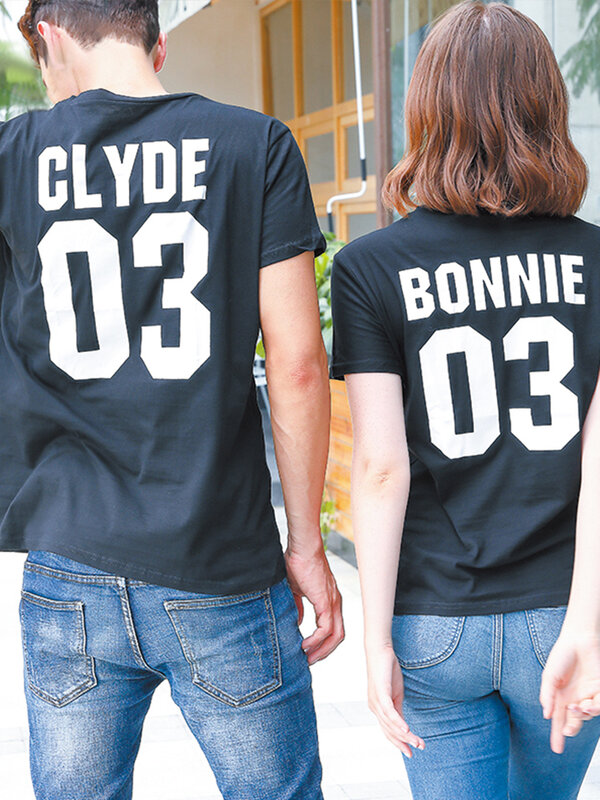 تي شيرت للزوجين من BONNIE CLYDE 03 مطبوع عليه حروف مضحكة تي شيرت نسائي صيفي موضة 2021 أبيض وأسود بأكمام قصيرة