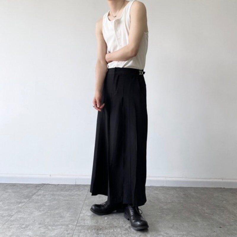 Homem streetwear calças estilo gótico solto tornozelo comprimento dos homens calças largas vestido japão luxo plissado yuppie calções bottoms preto
