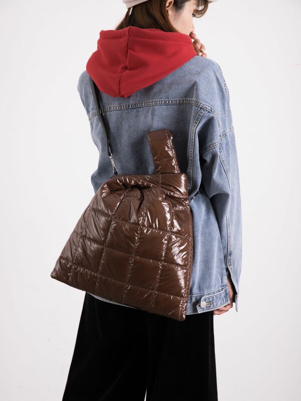 Женская хлопковая пуховая Сумка-тоут с подкладкой, роскошная стеганая дизайнерская сумочка с бантиком на запястье, мягкая зимняя сумка