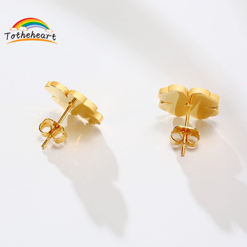 New fashion small earrings earrings stainless steel clover Earrings Gold female Japanese and Korean style jewelry
