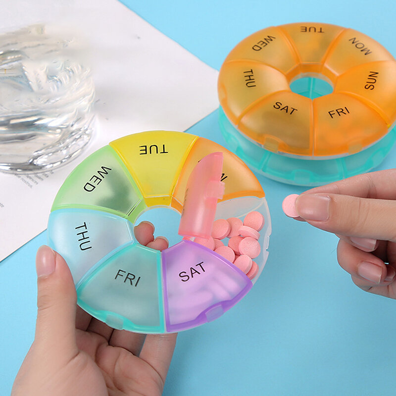 1Pcs Round Pill Case Plastic 7 Days Weekly Tablet Candy Box Portable Storage Tablet Holder Travel Organizer Pill Container