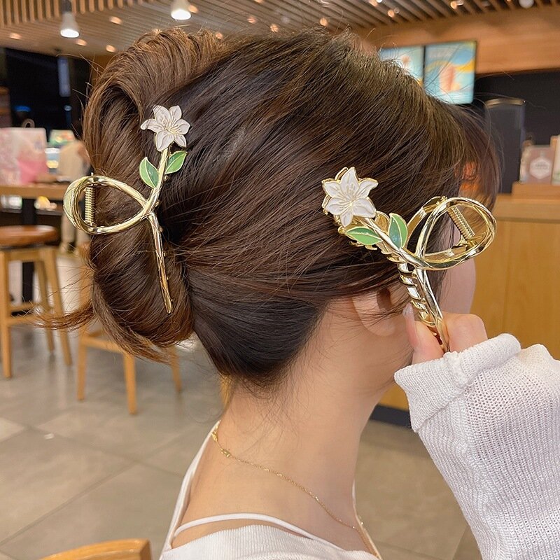 Moda flor de metal hairpins requintado lily cabelo garra para mulheres clipe de tubarão todos os acessórios para o cabelo bun ferramenta de estilo headwear