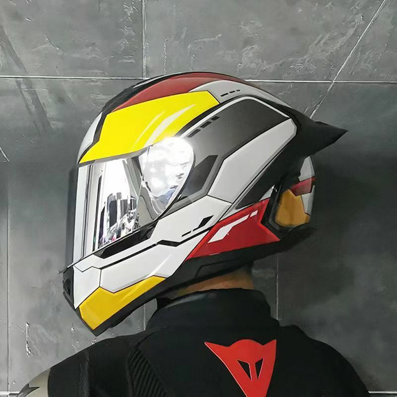 Motocicleta completa capacetes homens e mulheres personalidade quatro estações da motocicleta grande cauda net capacetes vermelhos pode ser equipado com bluetoot