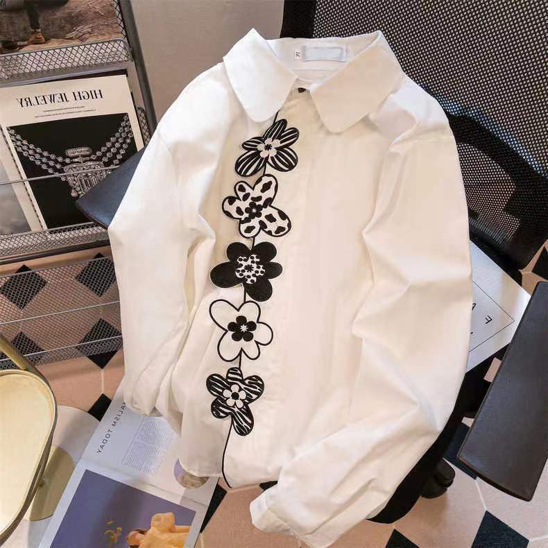 Camisa japonesa de alta gama con bordado de flores para mujer, top holgado retro chic de manga larga, tops para mujer