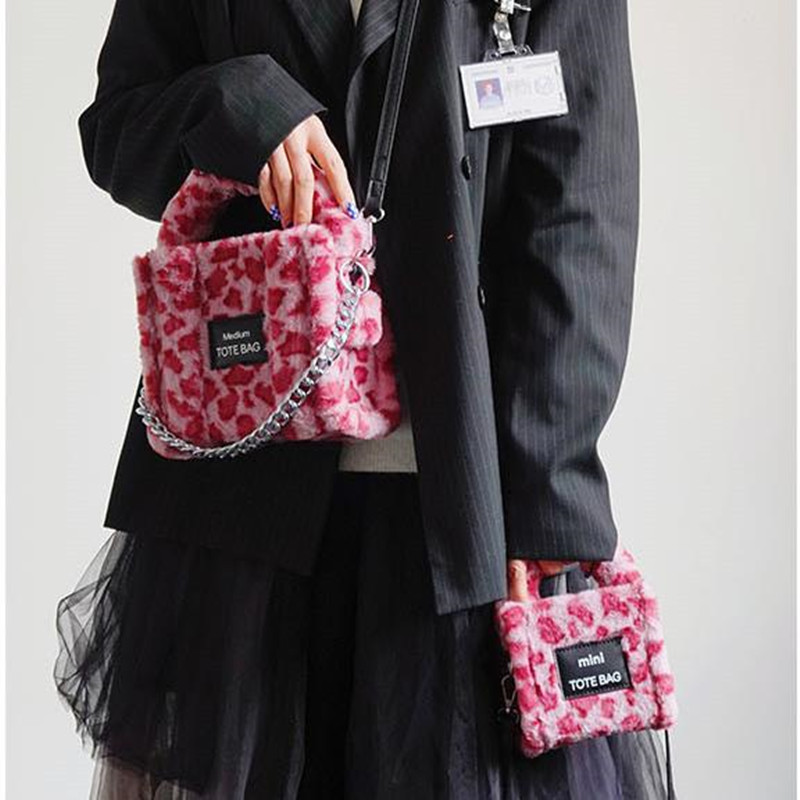 Borse a tracolla con Design invernale da donna borsa da donna borse in pelliccia sintetica borse a tracolla leopardate mini borsa per telefono femminile