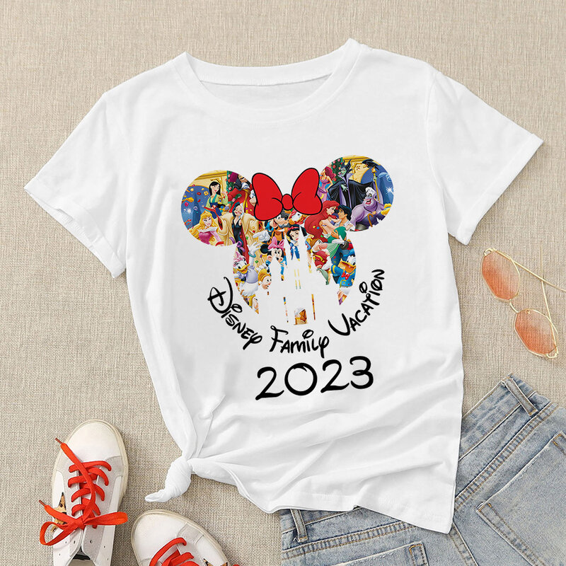 Disney-Camiseta con estampado de Mickey y Friends para mujer, ropa básica de Disneyland para vacaciones familiares, camisetas de viaje de verano, 2023