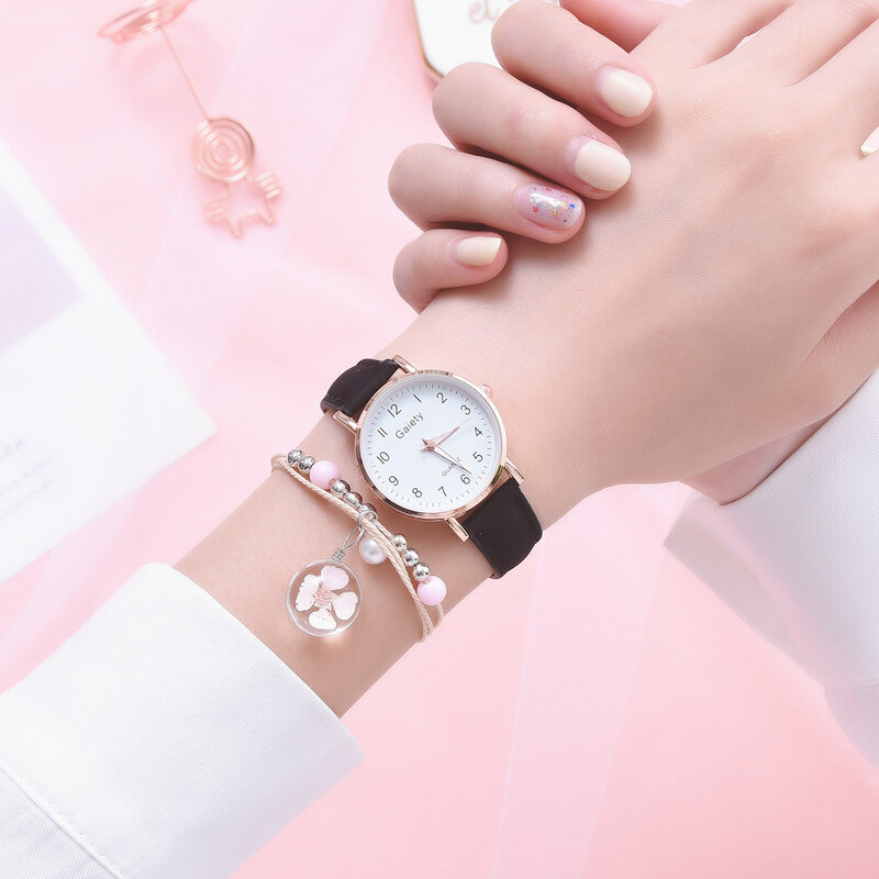 Reloj de moda para mujer, nuevo conjunto de reloj de cuarzo para niña, reloj de moda salvaje en Stock