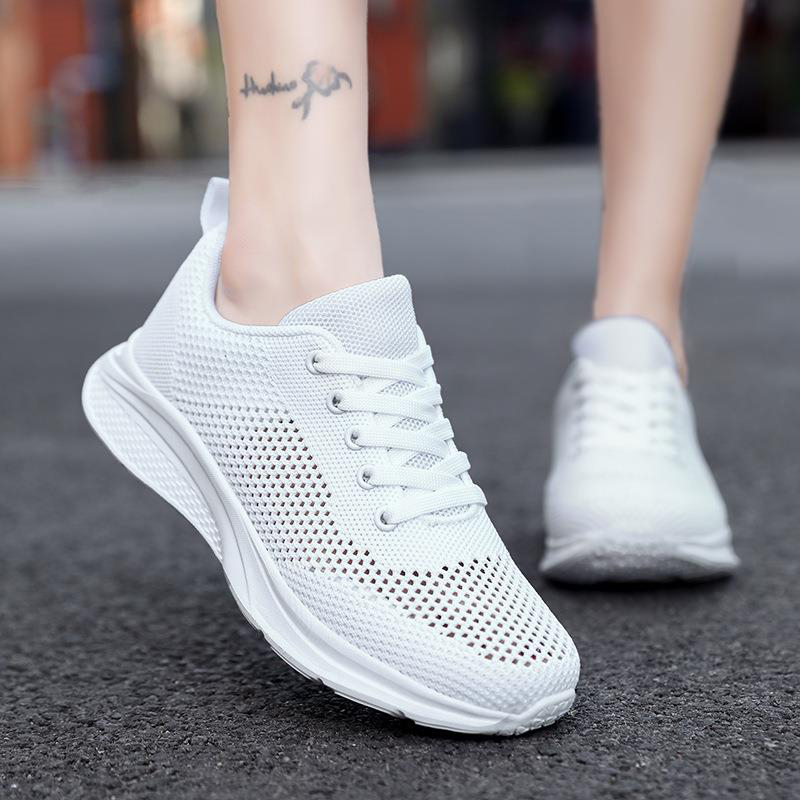 Sneakers Women 2022 Lace Up Chunky Sneakers Comfortable Ladies Vulcanized Shoes New Outdoor Female Footwear Zapatos De Mujer