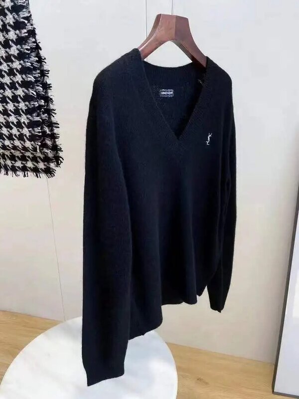 Высококачественный модный кашемировый свитер с вышивкой спереди и сзади, женский свободный пуловер с V-образным вырезом, вязаная спортивна...